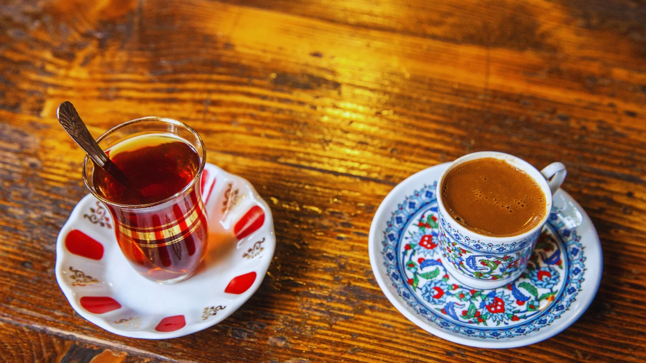 İzmir’de çay ve kahveye dev zam