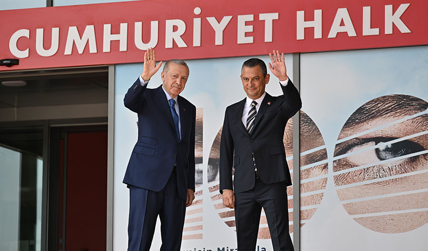 Erdoğan, 18 yıl sonra CHP Genel Merkezi’nde: Tarihi görüşme sona erdi