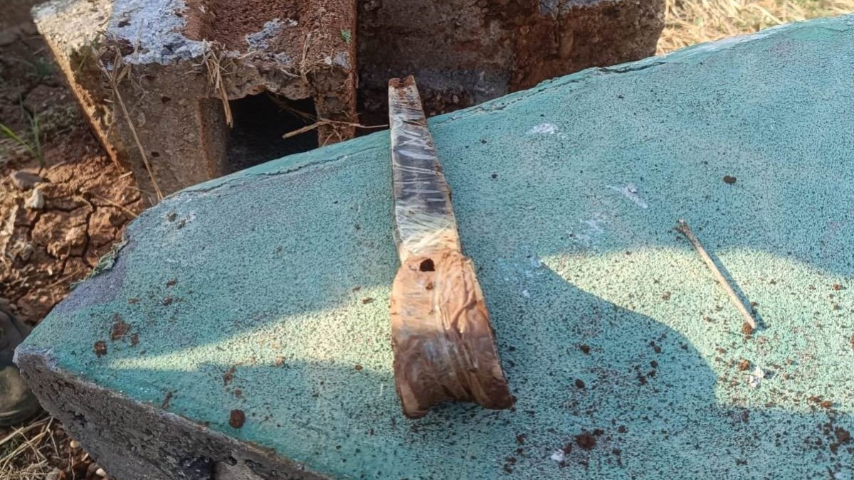 Mezarlıkta korku dolu manzara: Her bir köşeden büyüler çıktı