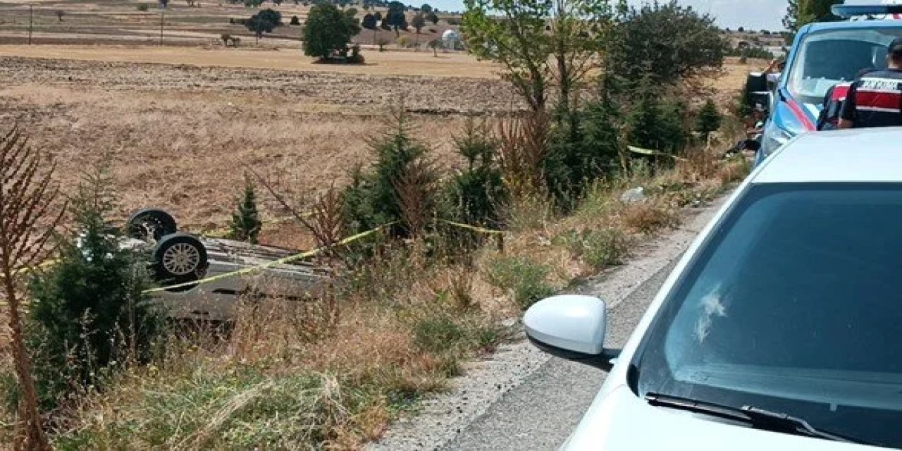 Yol kontrolü faciaya dönüştü: Jandarma, otomobilin altında kaldı