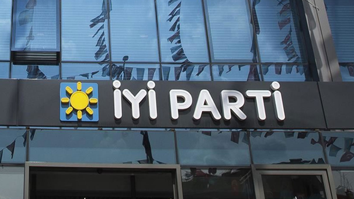 İYİ Parti Sakarya'da toplu istifa