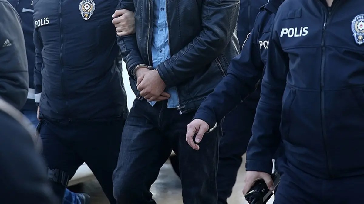 Deniz Kuvvetlerine FETÖ operasyonu: 10 şüpheli gözaltında