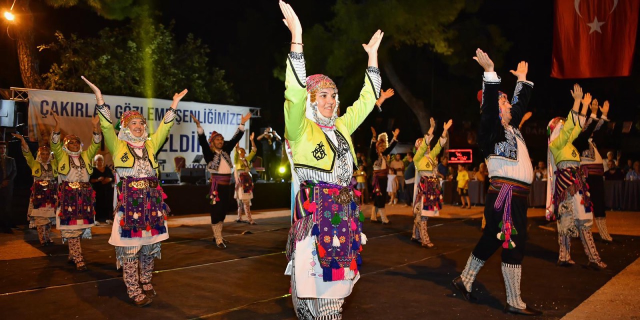 Konyaaltı Halk Oyunları Topluluğu yeni üyelerini arıyor