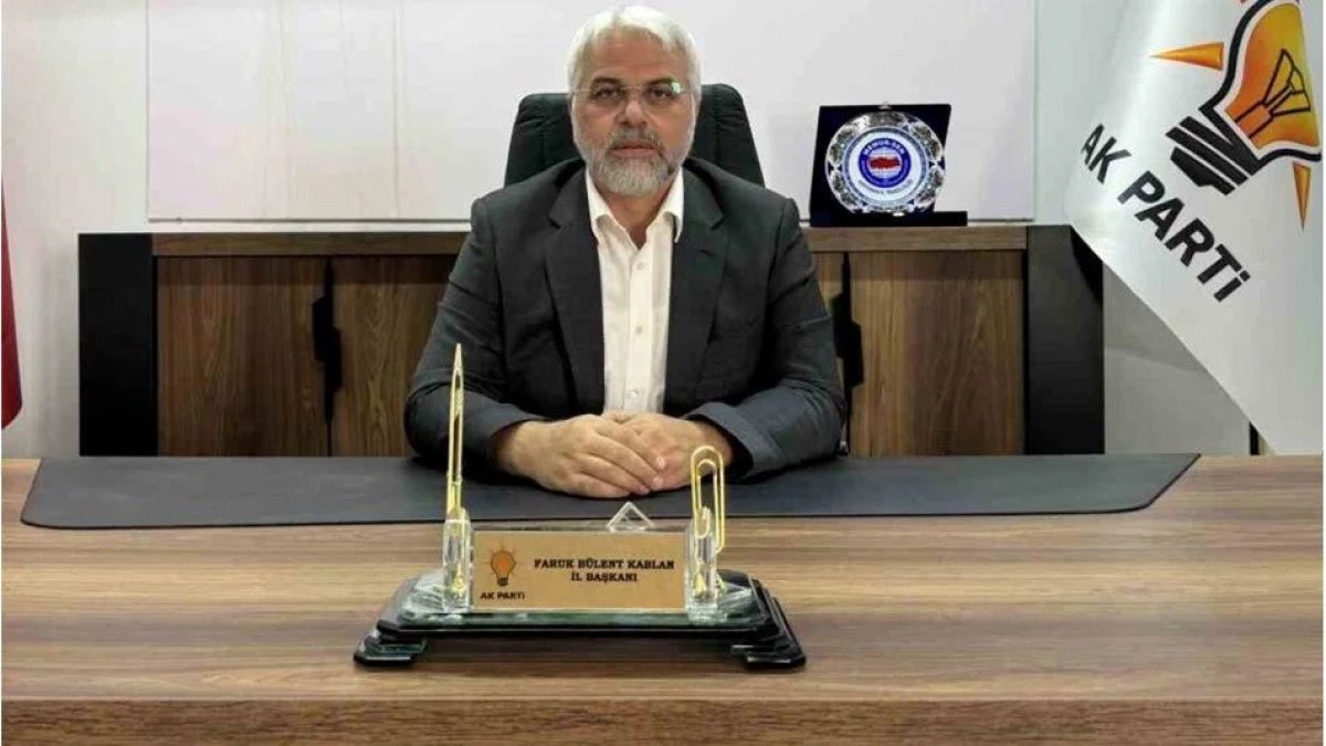 AK Parti il başkanı istifa etti