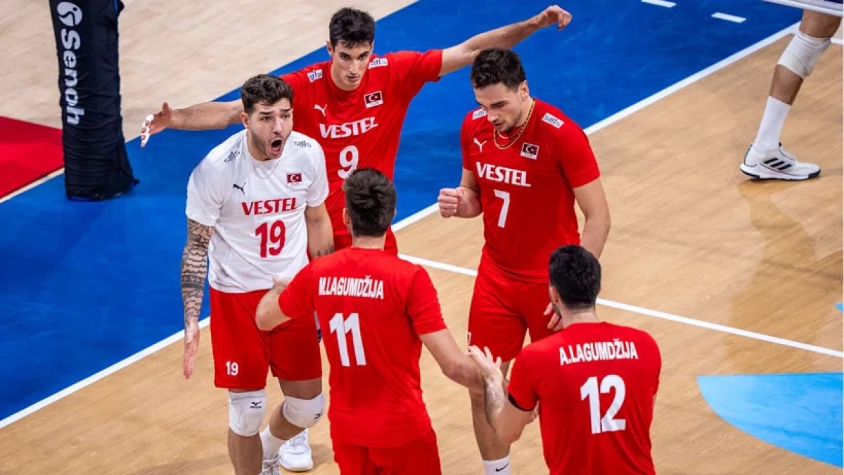 A Milli Erkek Voleybol Takımı tarih yazdı