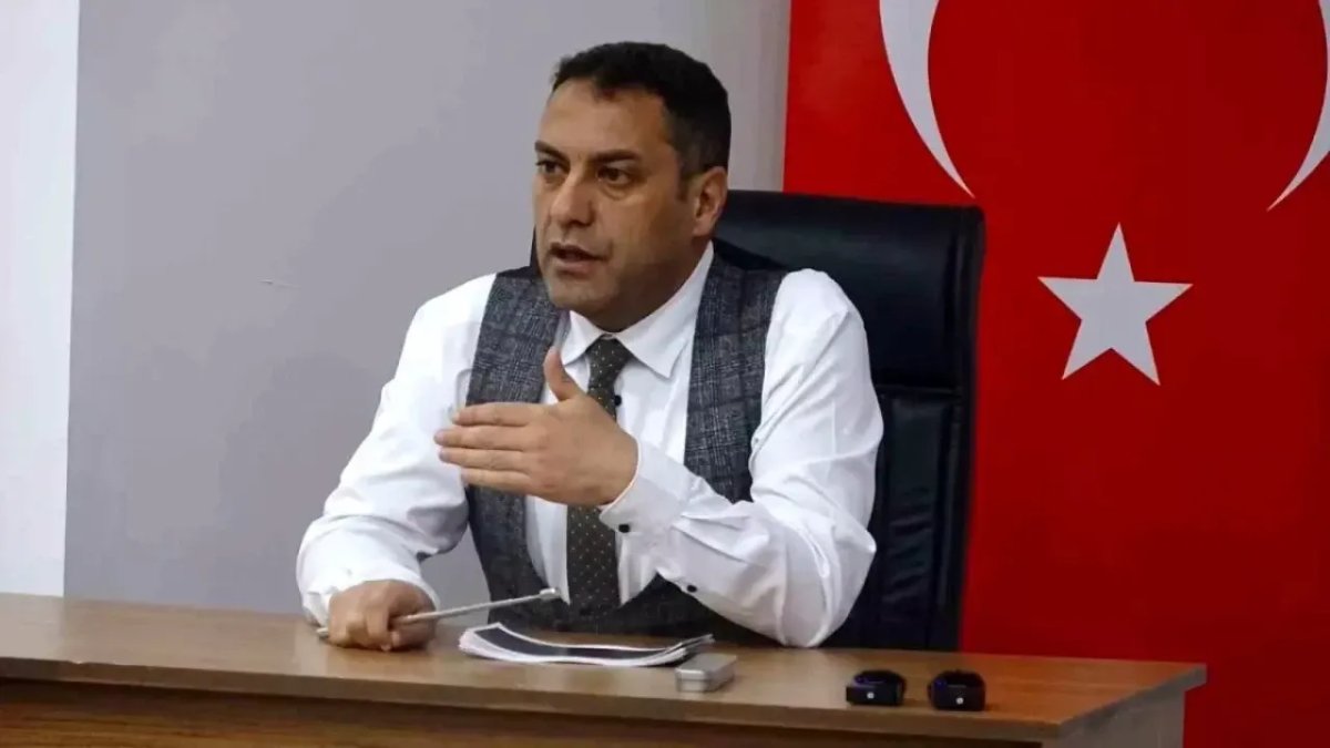 MHP'li belediye başkanı istifa etti