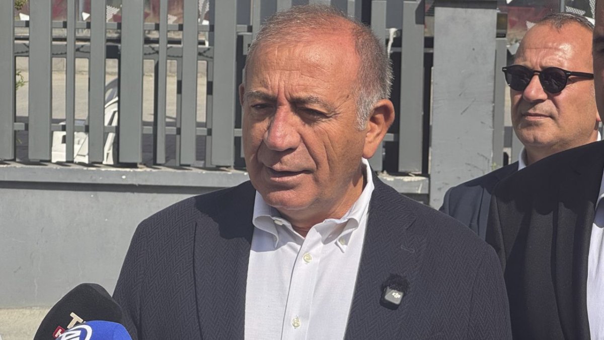 Gürsel Tekin eski il binasında açıklama yapacak