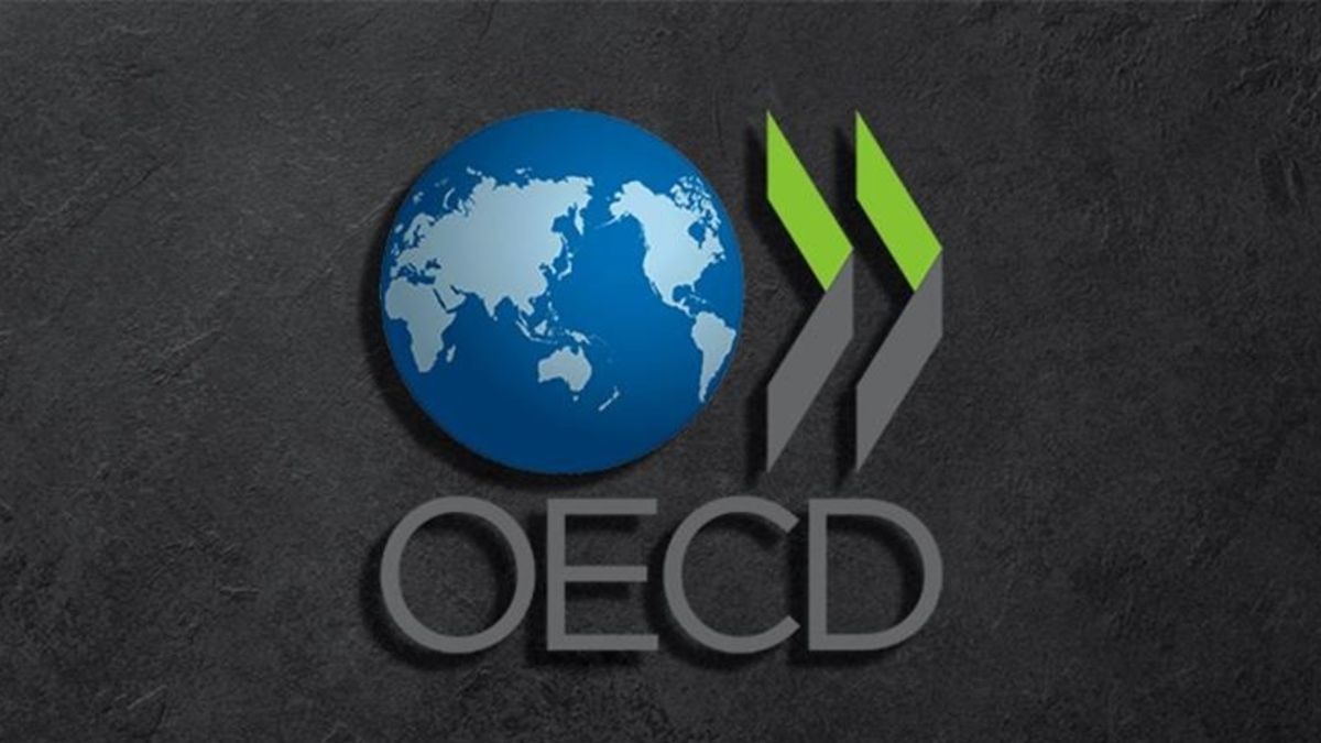 İngiltere ekonomisine darbe: OECD’den Reeves’e zorunlu uyarı