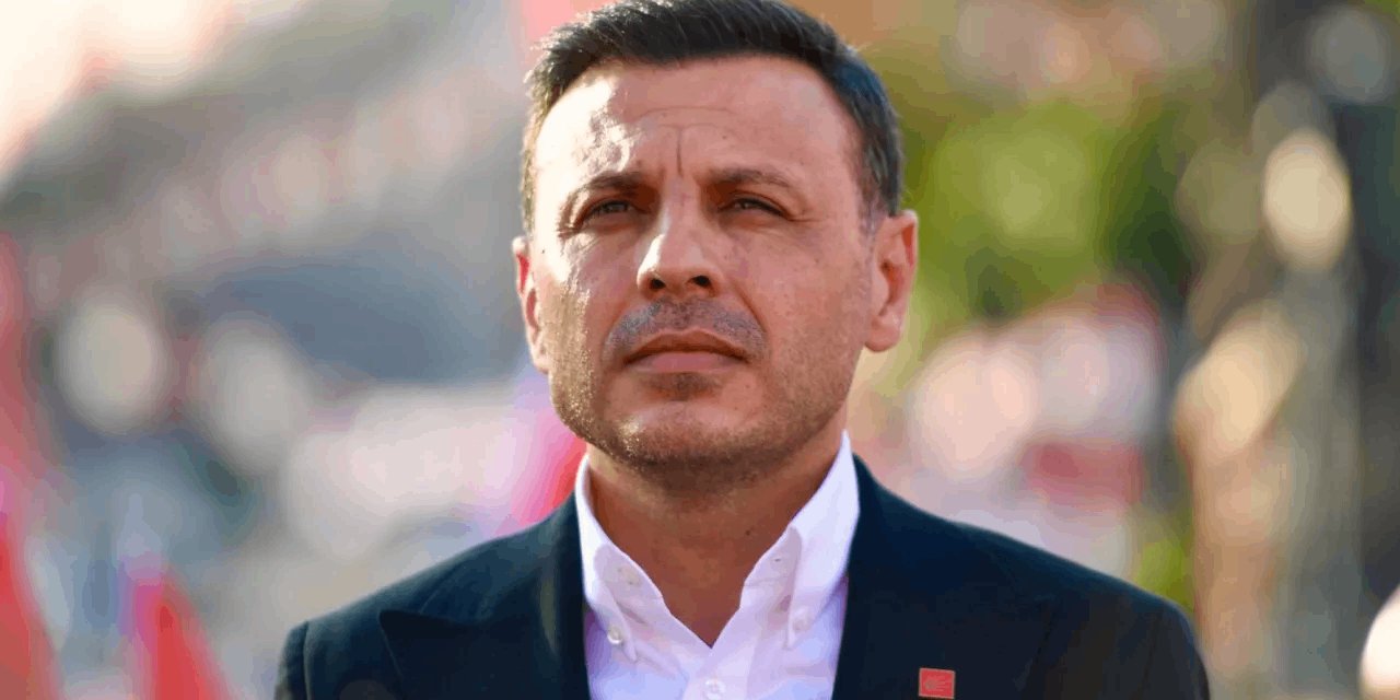 Özgür Çelik yeniden İstanbul İl Başkanı seçildi