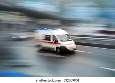 Aksaray'da feci kaza: İki otomobil çarpıştı