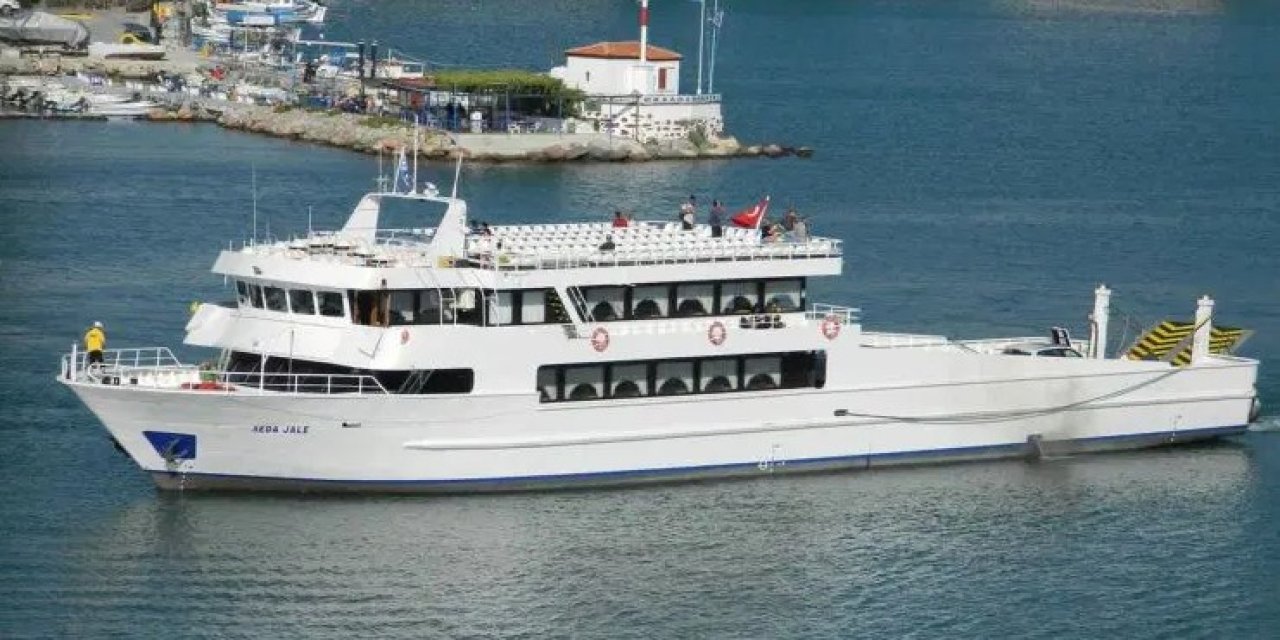 20 yaşındaki denizci hidrolik kapıya sıkışarak can verdi