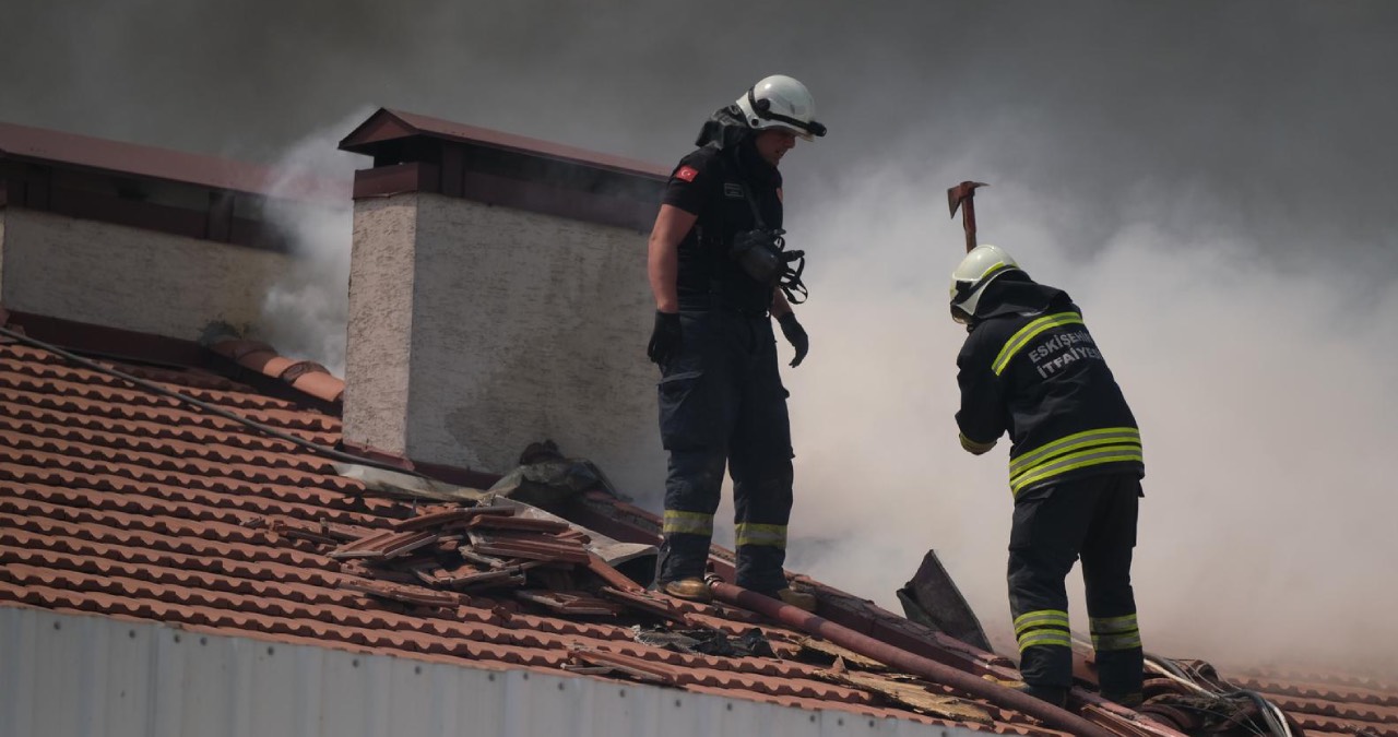 Eskişehir Büyükşehir İtfaiyesi, 2025’in ilk 9 ayında yoğun mesai yaptı