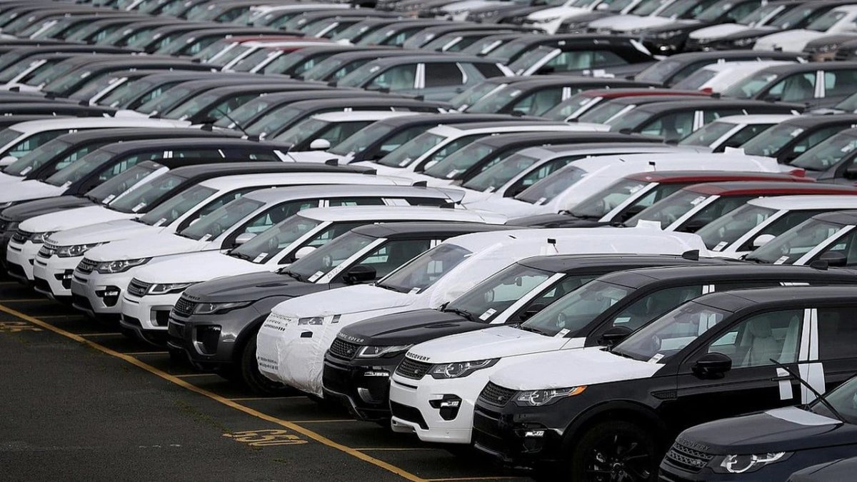 Jaguar Land Rover'a İngiltere'den 1.5 milyar sterlinlik kredi garantisi
