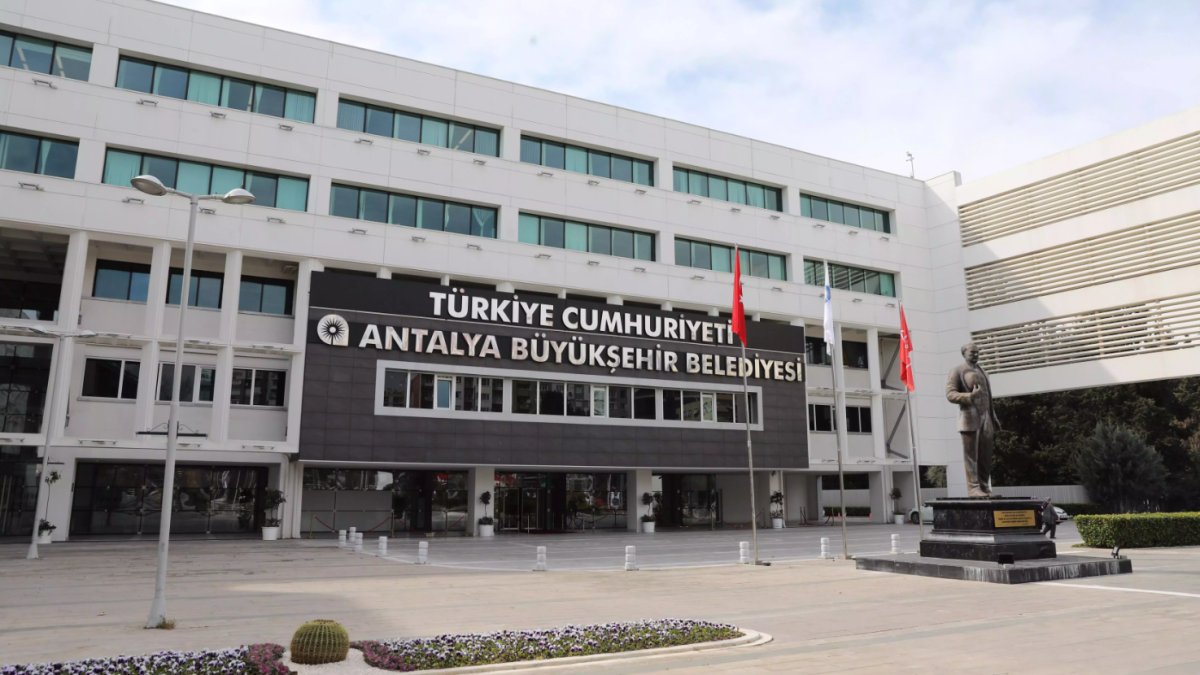 Antalya Büyükşehir Belediyesi operasyonunda kritik gelişme: 3 şüpheli tahliye edildi