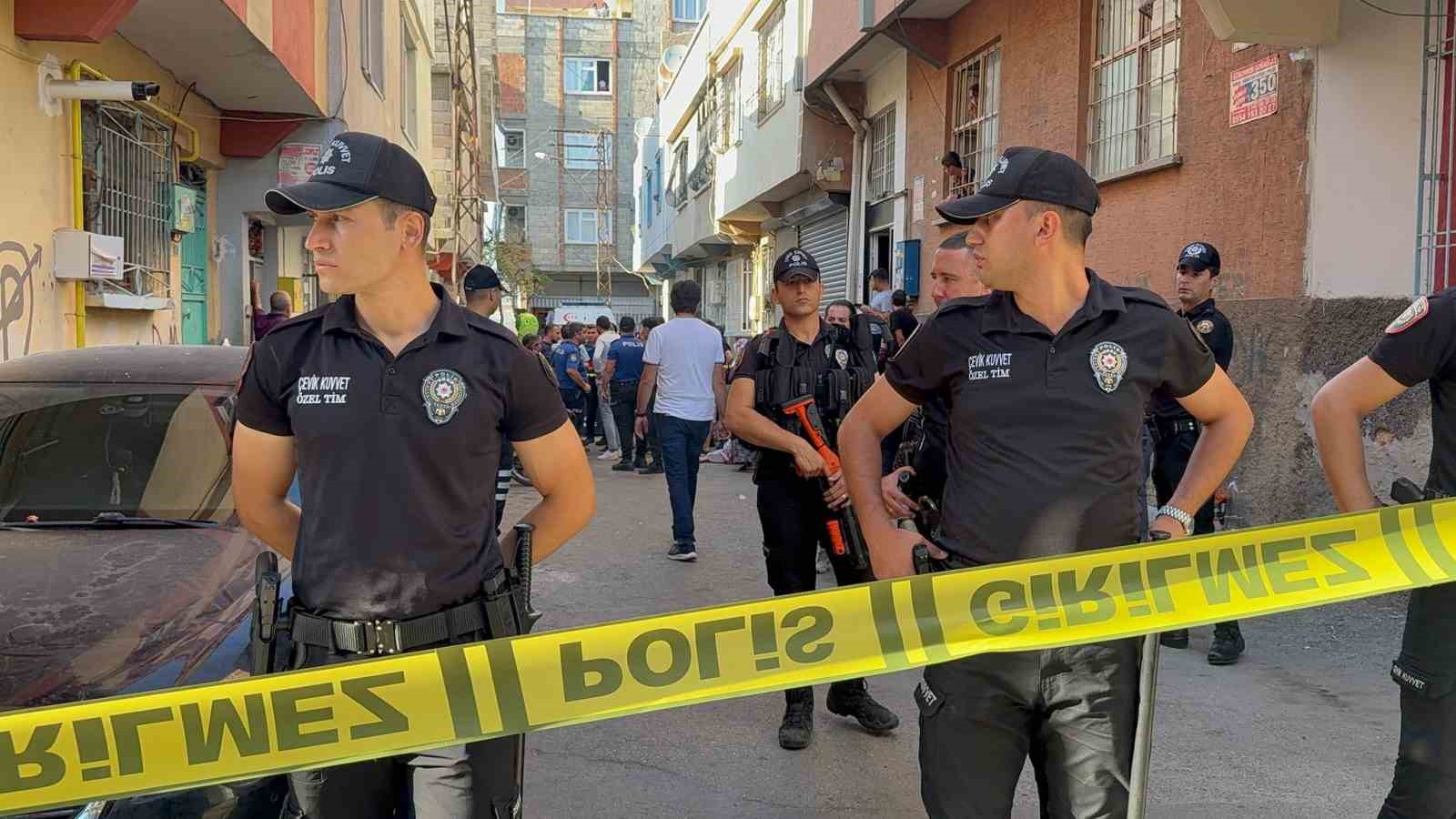 Gaziantep'te dehşet! Önce boşanma aşamasındaki eşini sonra kendini vurdu