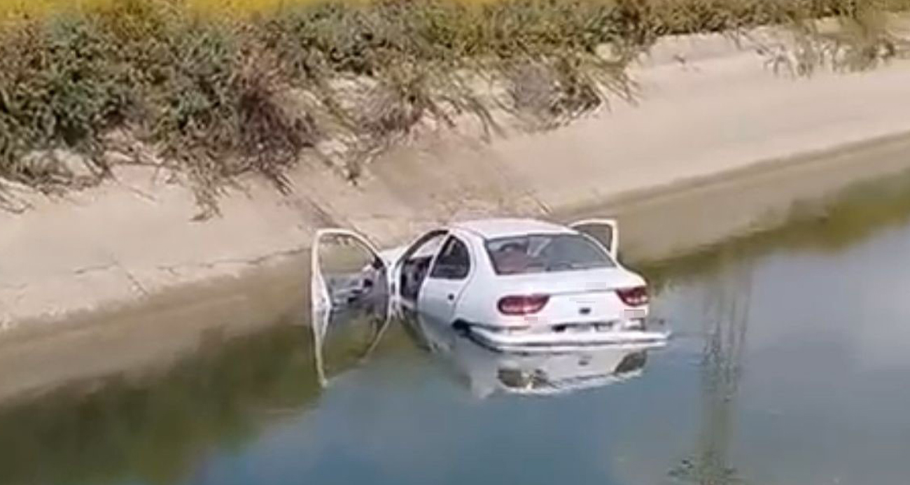 Otomobil sulama kanalına devrildi:1 ölü, 2 yaralı