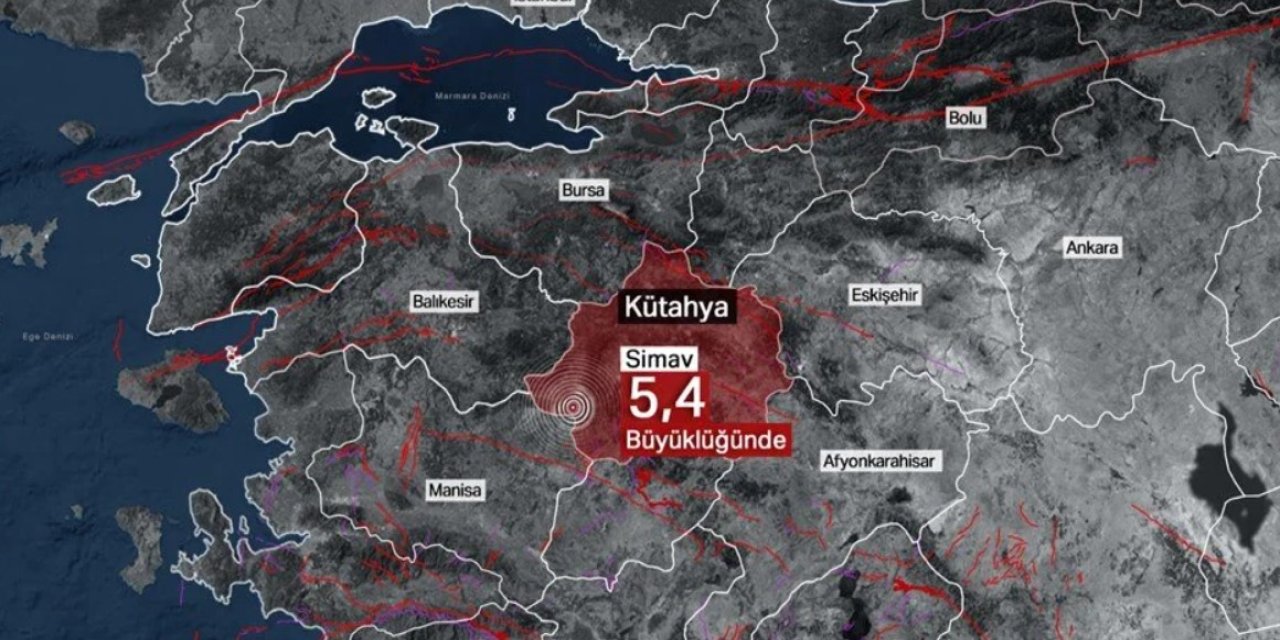 Kütahya'da 5.4'lük depremin ardından yüzlerce artçı! Sarsıntılar devam ediyor