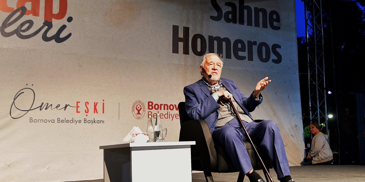 İlber Ortaylı, Bornova Kitap Günleri’nde okurlarla buluştu