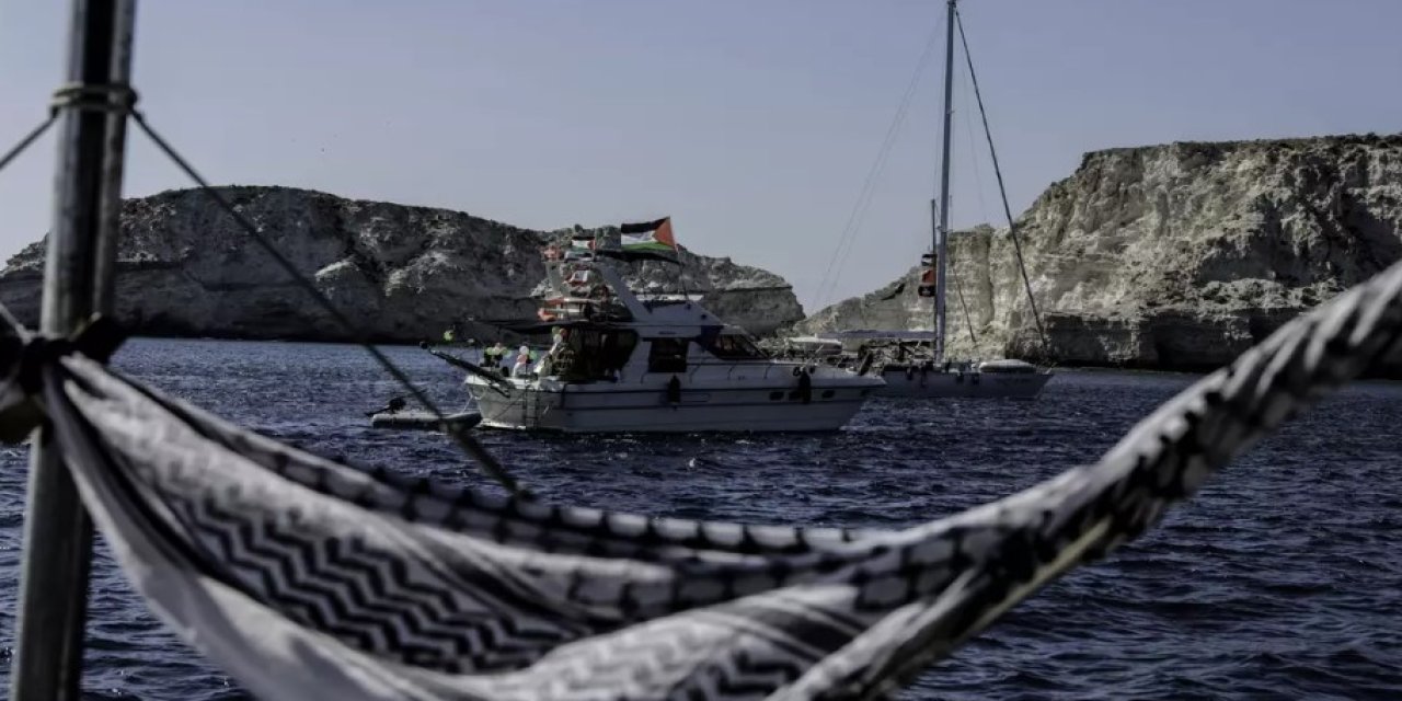 Sumud Filosu’nda tekne su aldı! Türkiye'den tahliye yardımı