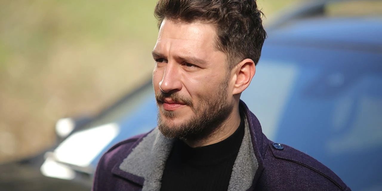 Uraz Kaygılaroğlu aldığı acı haberle yıkıldı