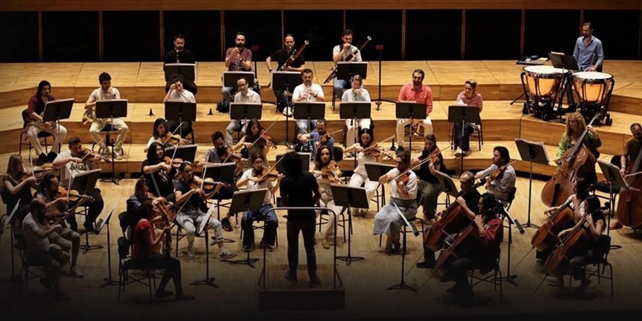 İzmir Oda Orkestrası yeni sezonu açıyor