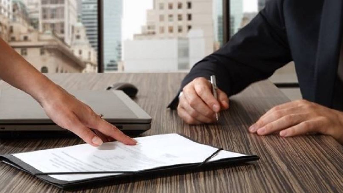 Çalışanlar dikkat! İhbar süresine uymadan ayrılmak borçlu yapabilir