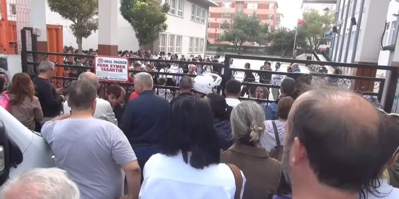 İstanbul'da okullar tatil edilecek mi? 5.0 büyüklüğünde depremde okullar tahliye edildi