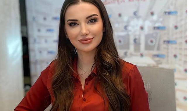 Esra Ezmeci'ye gelen mesaj ortalığı karıştırdı