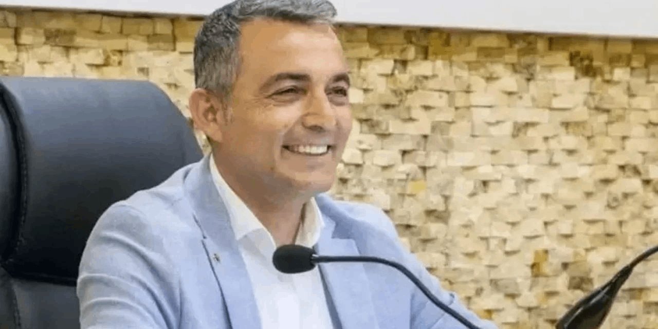 Niyazi Nefi Kara CHP'den istifa etti