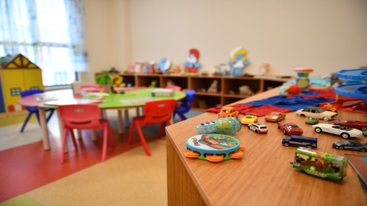 Çocukları Koruma Kanunu'na yeni ekleme yolda: Cinsel suç ve uyuşturucu sabıkalıları  bu işlerde çalışamayacak