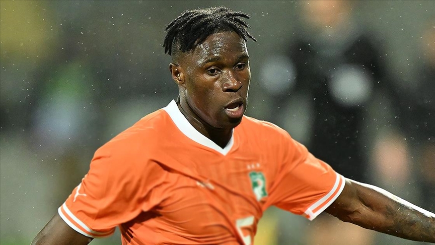 Galatasaray'a şok sakatlık: Singo 3 hafta sahalardan uzak kalacak, Okan Buruk'un planları değişiyor!