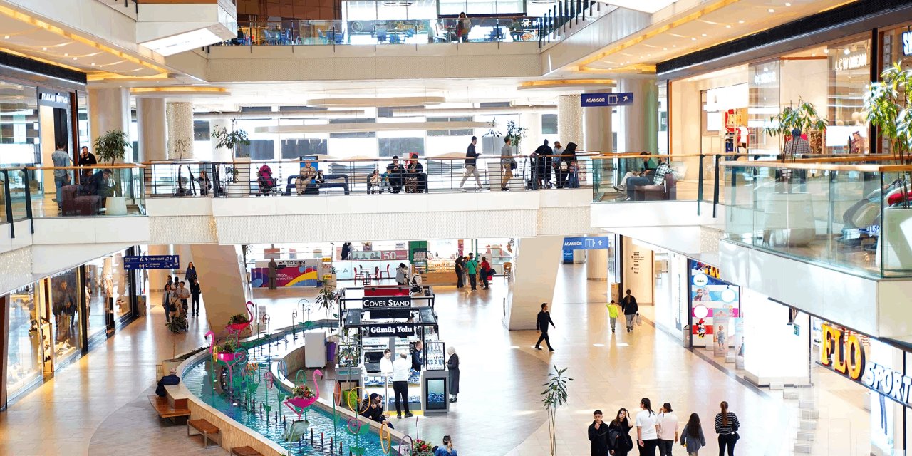 Pazar günü AVM'ler kapatılacak mı? Bakanlıktan açıklama geldi