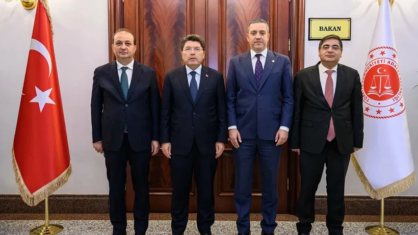 Adalet Bakanlığı'nda sürpriz buluşma