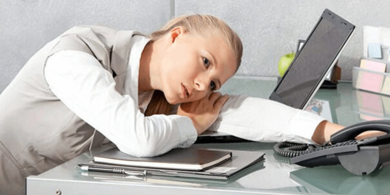 Yataktan yorgun kalkanlar dikkat: Sebebi duruş şekliniz!