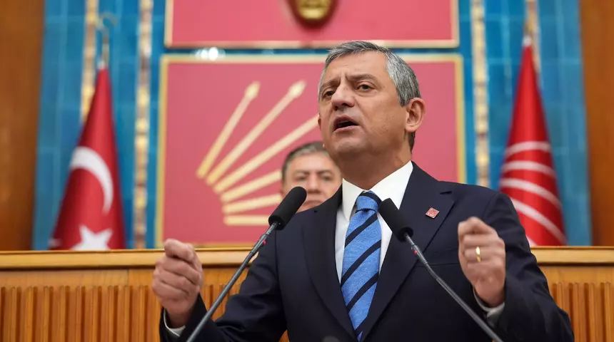 Özgür Özel'den asgari ücret için şaşırtan iddia! İktidarın planını açıkladı