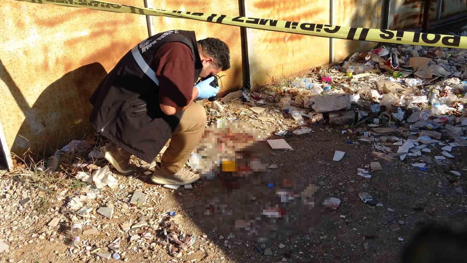 Antalya’da otoparkta silahlı saldırı