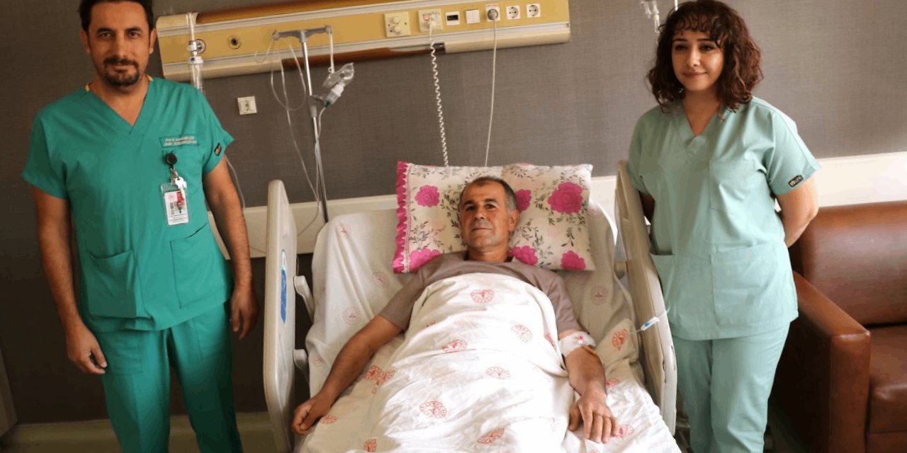 Nefes darlığı ve şişkinlik şikayetiyle hastaneye gitmişti: Karnından 4 kiloluk kitle çıktı