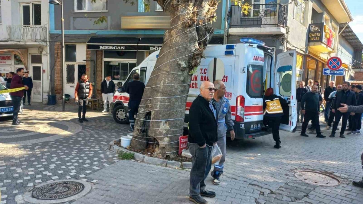 Çanakkale'de kadın cinayeti: Eşini iş yerinde vurdu