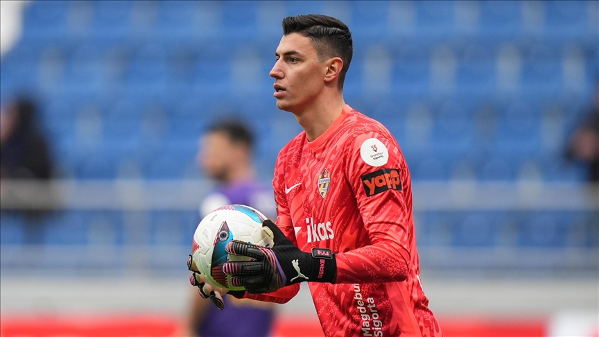 Montella’dan Berke Özer tepkisi