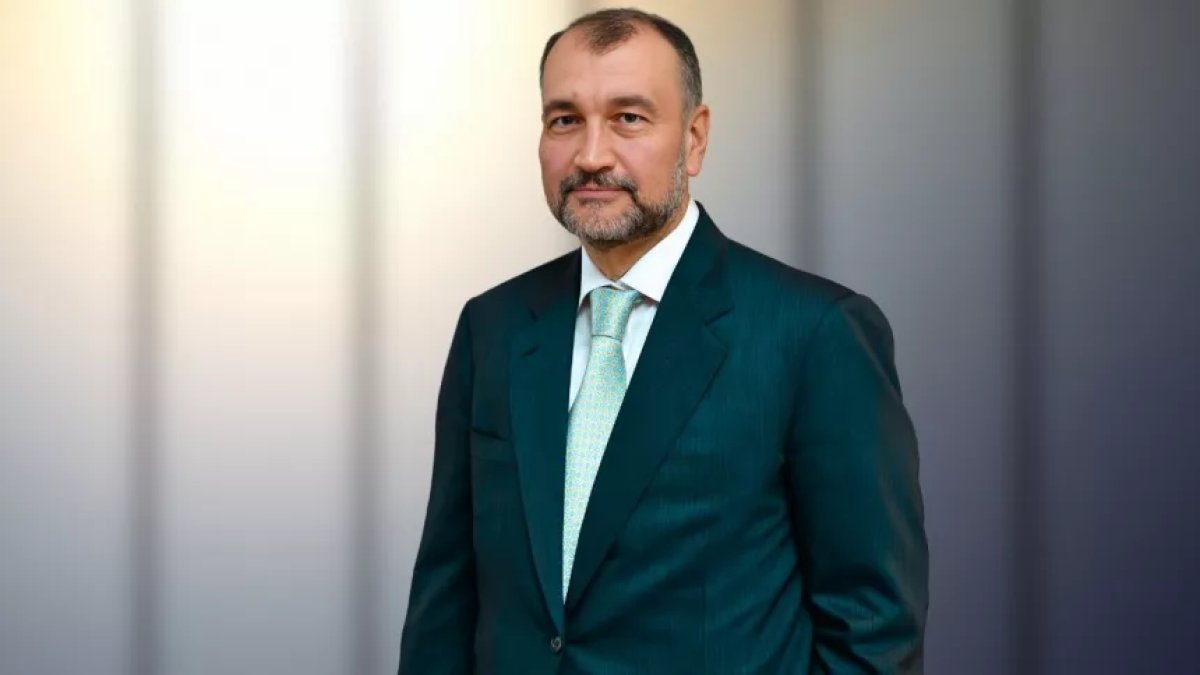 Murat Ülker hakkındaki iddialara yanıt verdi: "Anamın evinde oturuyorum, başka evim yok!"