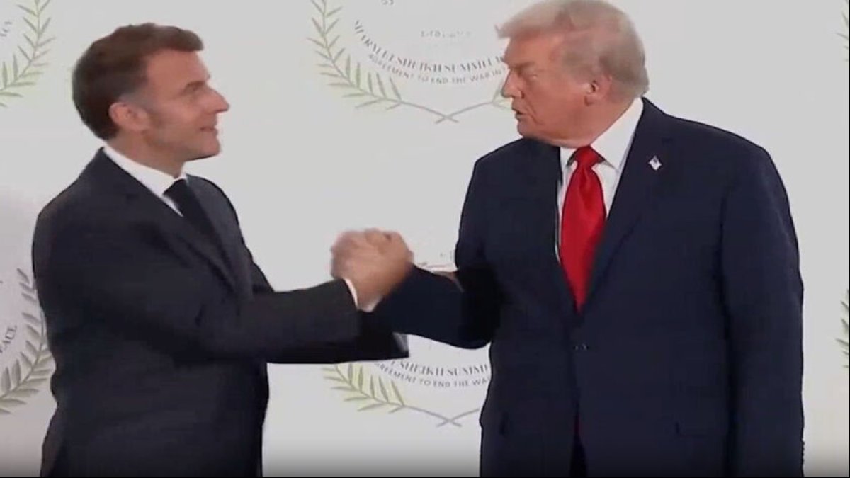 Gazze Zirvesine Trump ve Macron damgası: Kameralar karşısında "bilek güreşi"