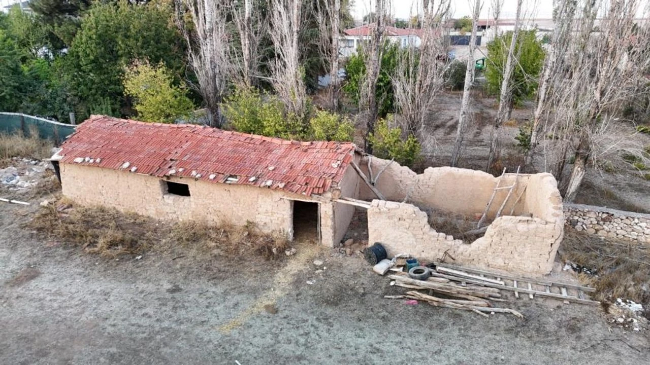 Eskişehir'de vahşet: Battaniyeye sarılıp evin zeminine gömülmüş! Katili en yakını çıktı