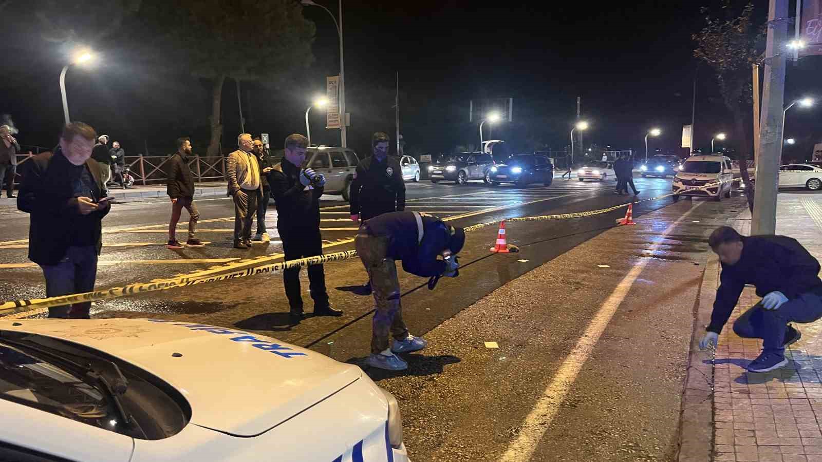 Oto galeriye silahlı saldırı