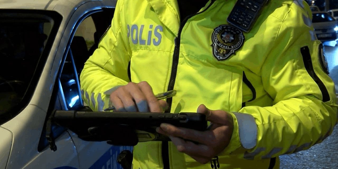Artık her polis trafik cezası kesemeyecek! Mahkemeden emsal karar