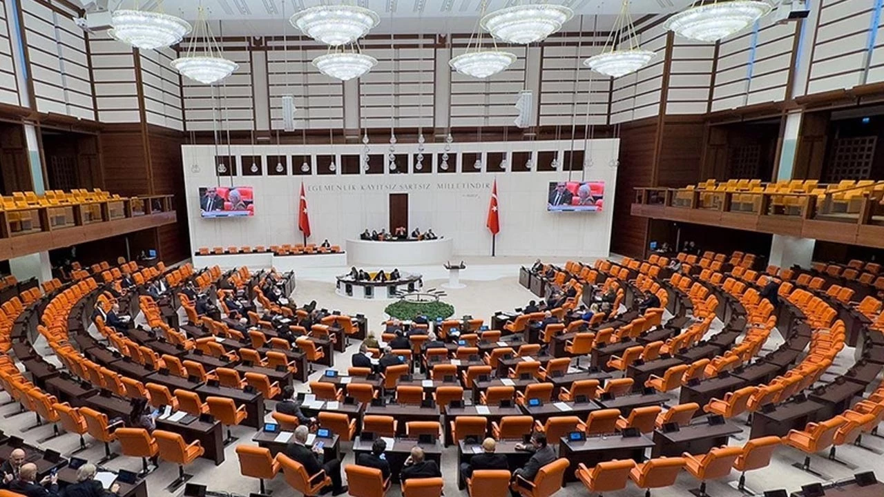 Lübnan Tezkeresine TBMM'den onay! Görev süresi uzadı