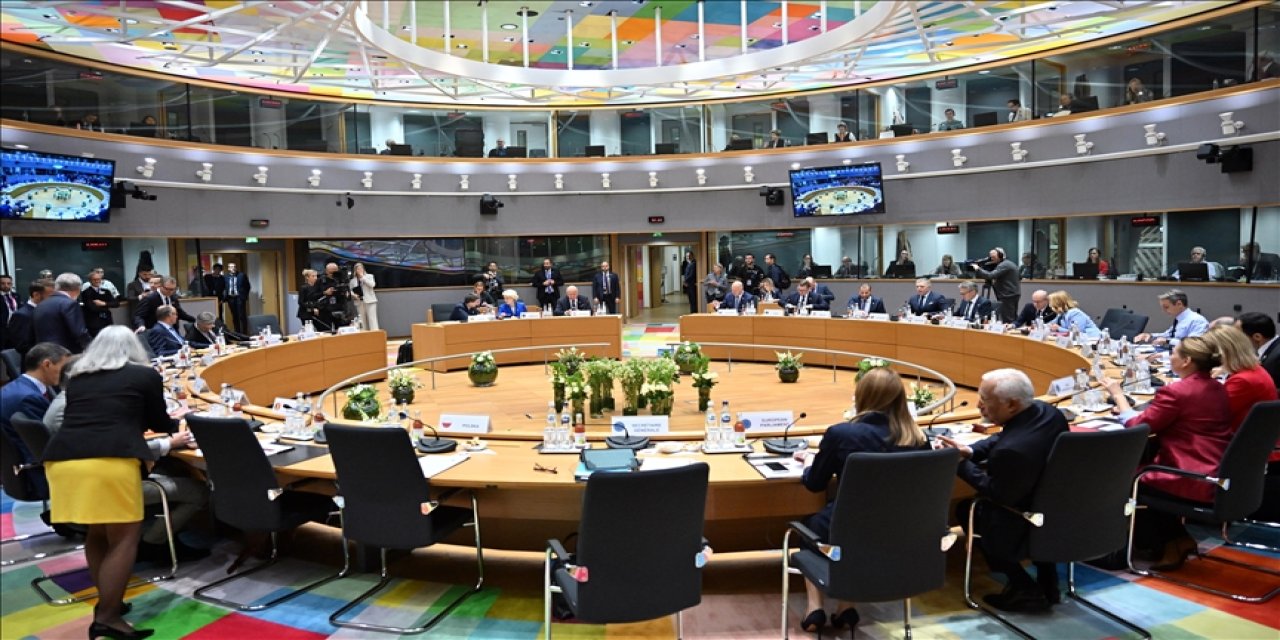 AB Liderler Zirvesi Brüksel’de toplandı!