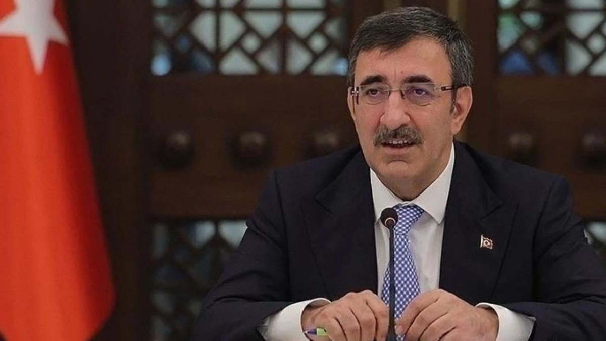 Cevdet Yılmaz 2026 bütçesini sundu: "2026'da kişi başına düşen milli gelir 18 bin 621 dolara çıkacak"