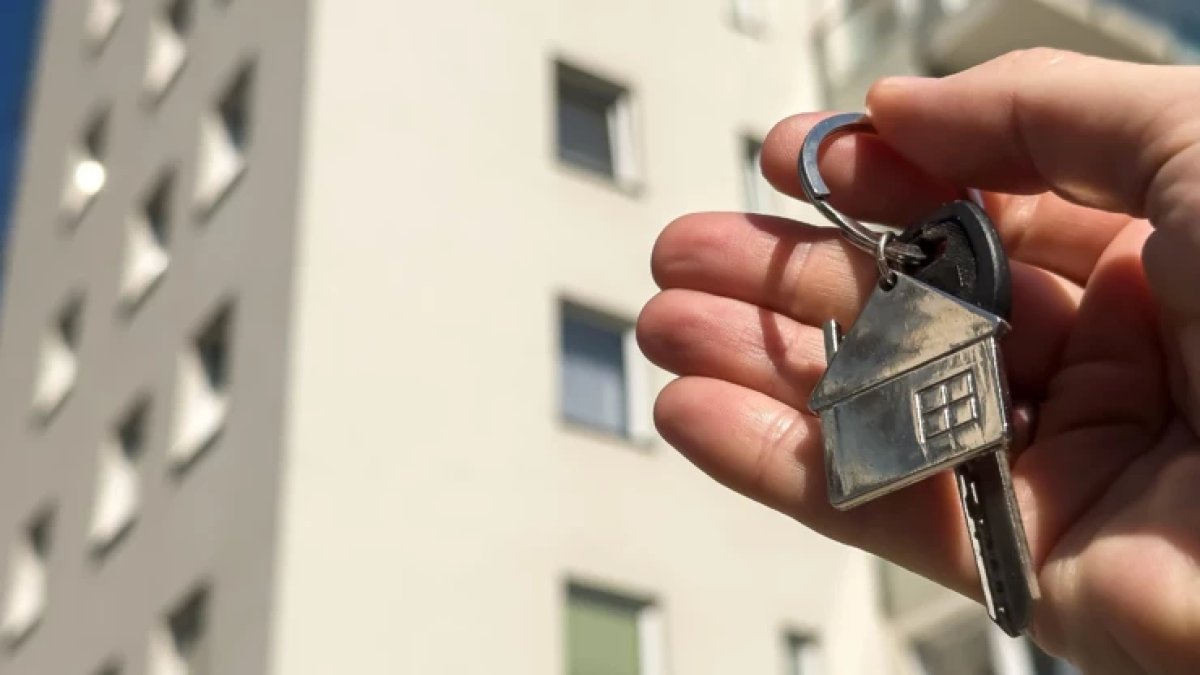 İstanbul'a 15 bin kiralık konut geliyor: Bakan Kurum detayları açıkladı