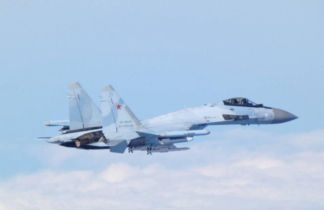 Japon Denizi’nde gerilim tırmandı: Rus savaş uçakları yaklaştı, Japonya jetlerini havalandırdı