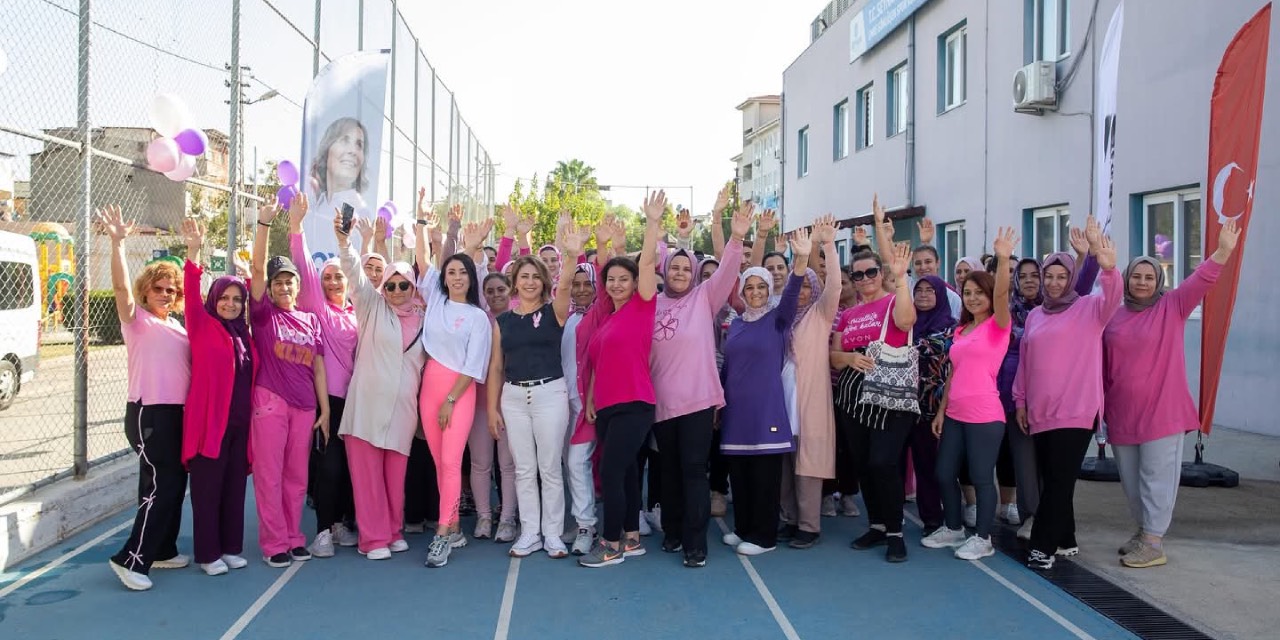 Seyhan Belediyesi'nden erken teşhis için farkındalık yürüyüşü